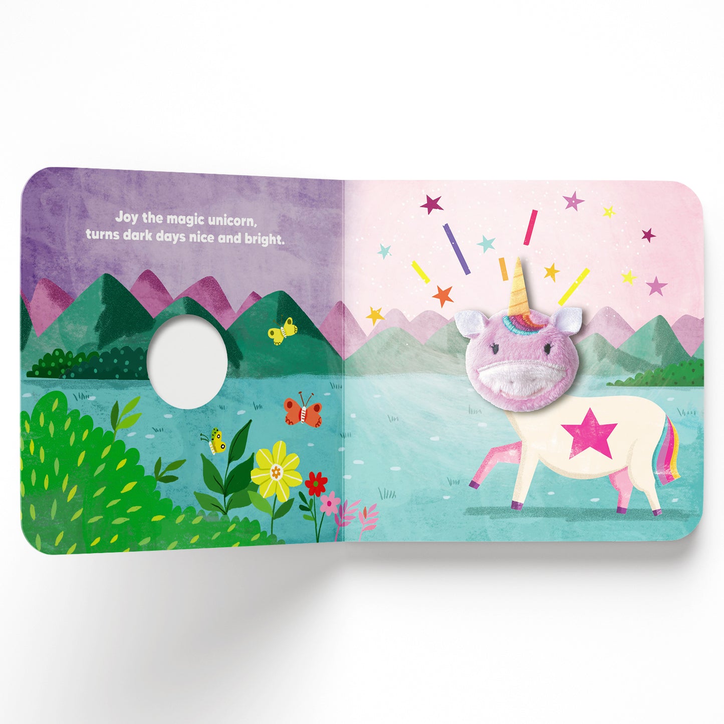 Finger Puppet Book - Magical Unicorn Puppet as She Uses Her Magical Power to Help Others